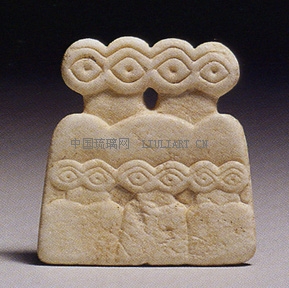 Calcite idol, Tell Brak, circa late 4th Millennium B.C..jpg